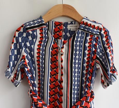 Šaty vel. 3 roky, river island,98