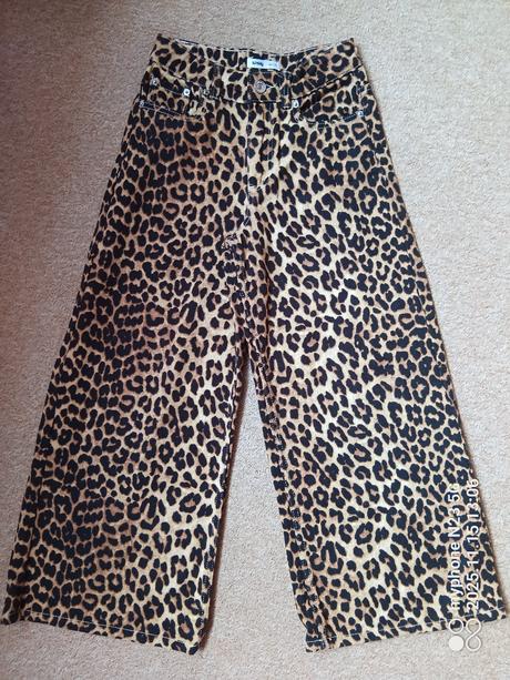 Rifle do zvonu zn."sinsay" vel."140", sinsay,140