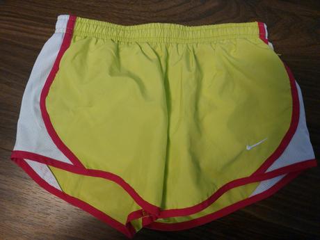 Kraťasy, nike,128