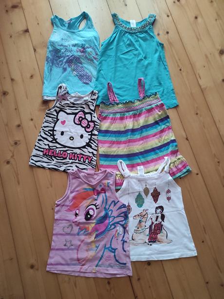 Dívčí tílka, 116