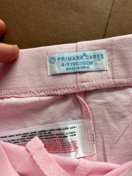 Kraťasy růžové - v.4/5 let, primark,110