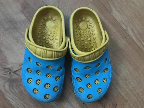Boty typu crocs, 32