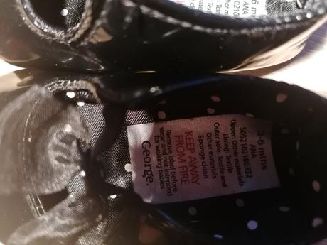 Capáčky - černé lakované baleriny, george,<17