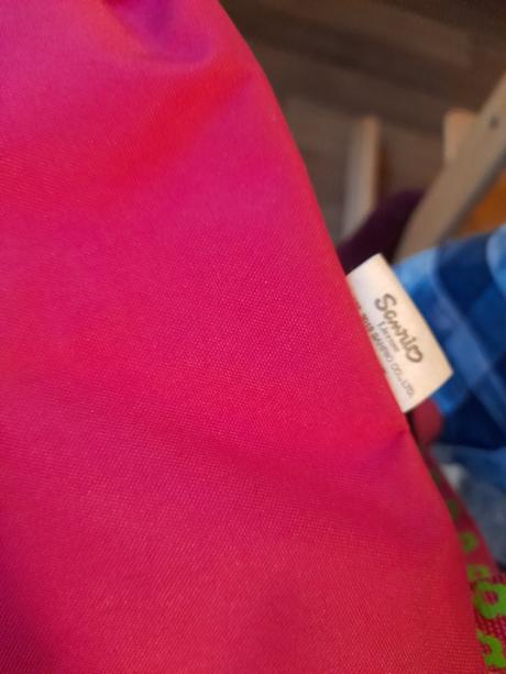 Taštička, kabelka sanrio hello kitty vínová,