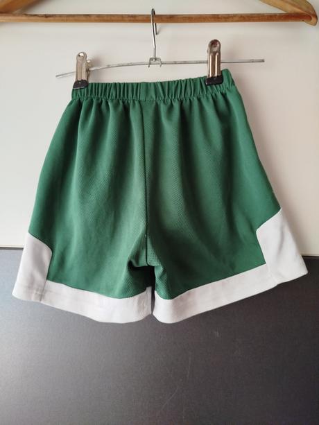 Kraťasy zn. shein vel.110, 110