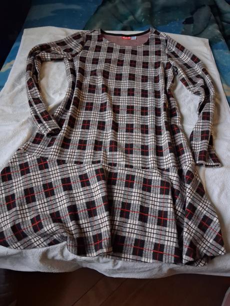 Teplejší šaty, pepperts,170