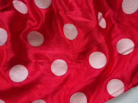 Kostým minnie vel 104,