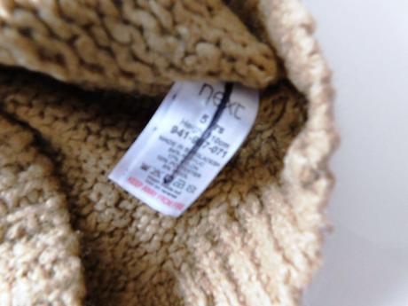 Dívčí svetřík, next,110