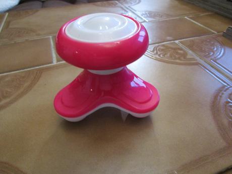 Masážní pomůcka s vibrací, plně funkční, 