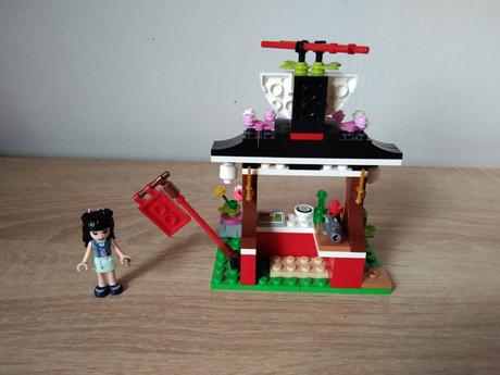 Lego friends 41701 pouliční trh s jídlem,