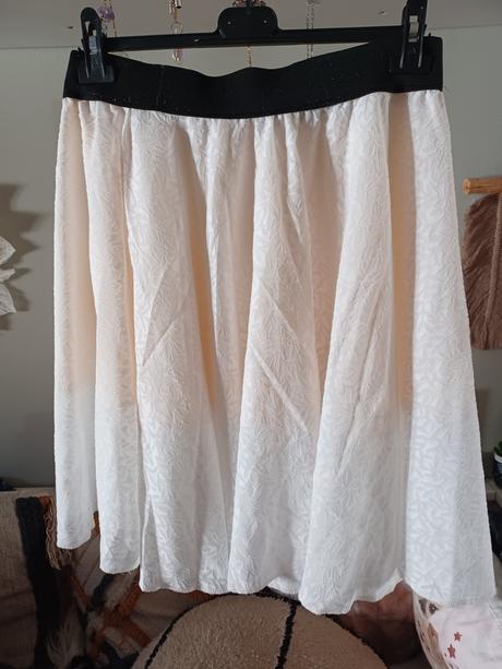 Handmade sukně s lístky m/l, l