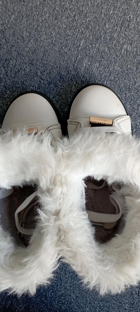 Boty s chlupem zn."cathay moda" vel."32", 32