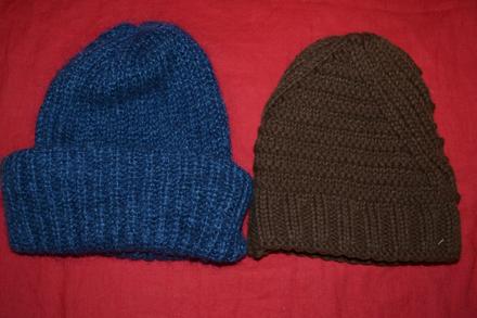 2x zimní dvojité teplé čepice na 4-10let, 110