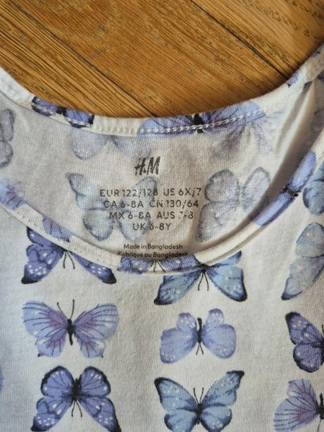 2x šaty s motýlky, 128