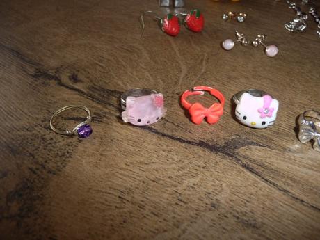 Mix 18 prstýnků a naušniček- cena za vše, 