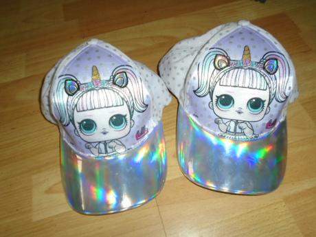 Kšiltovka 2x l.o.l. panenka vel 54, 54