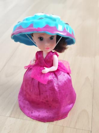 Panenka cupcake surprise - dortík, 