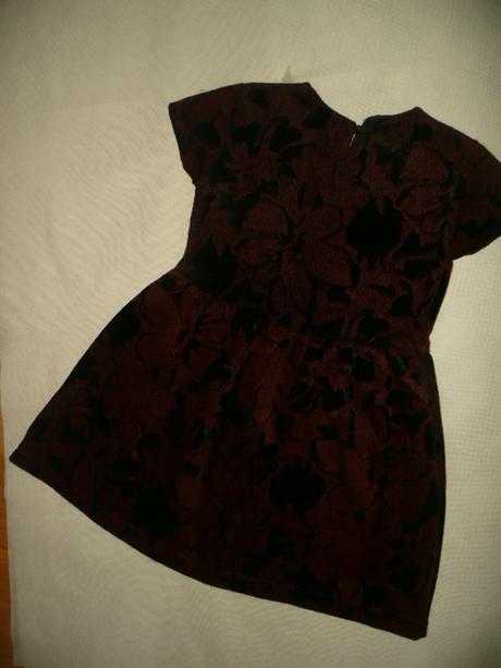 Luxusní šaty teplé vel 7 let 122, zara,122