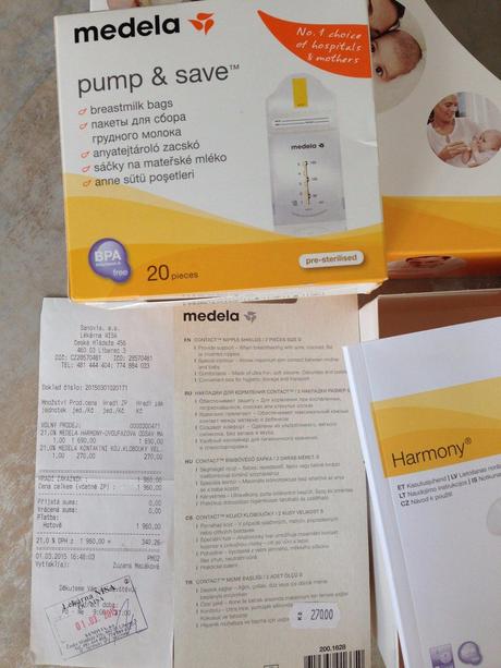 Manuální 2 fázová odsávačka medela harmony + dárky, 