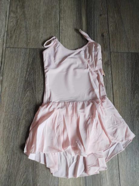 Baletní trikot se sukýnkou vel.g (140-146), sansha,140