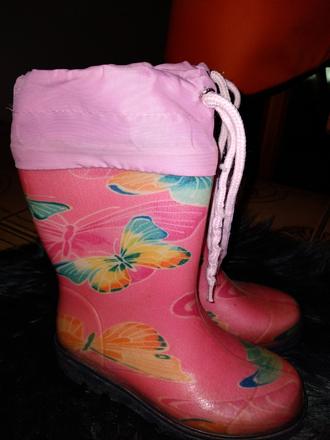 Dívčí gumáky motýlci vel. 28, vnit.stélka 18.5 cm, 28