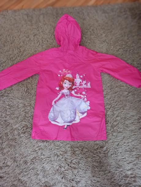 Pláštěnka, disney,104