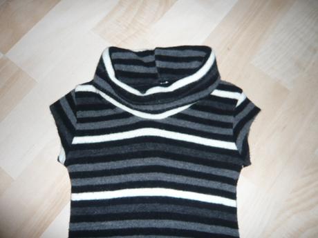 Úpletové pružné šaty s rolákem, 152