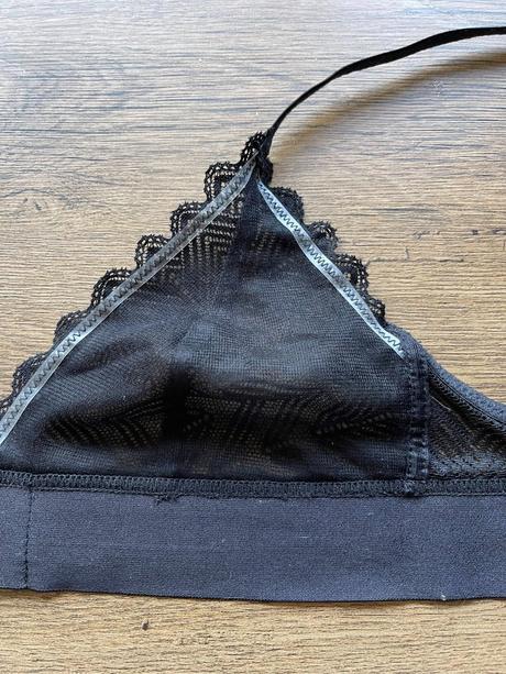 Podprsenka zn. karl lagerfeld vel.m., 80