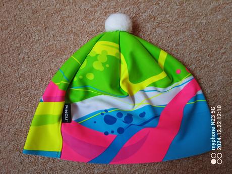 Čepice neón zn."pingu" vel."s-m",