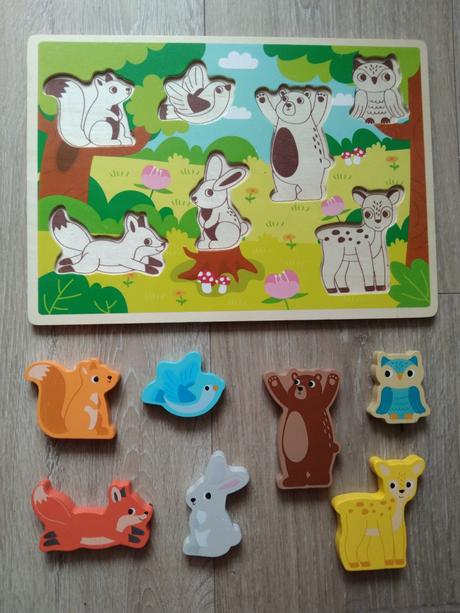 Dřevěná vkládačka se zvířátky,