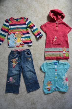 Komplet s upsy daisy, 86–98