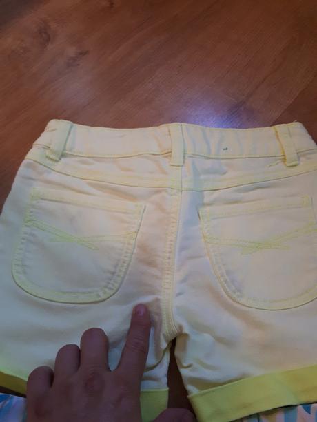 2x kraťasy,  šortky gap a benetton, benetton,128