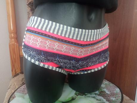 Spodní díl plavek, 176