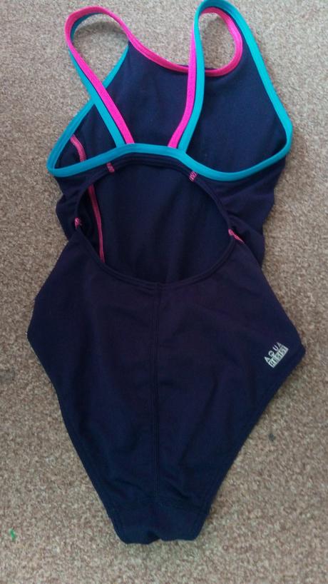 Jednodílné plavky, decathlon,146