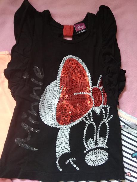 Set 2 triček 4-5 let cena za vše, zara,110