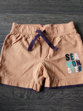 Oranžové kraťasy, lupilu,92