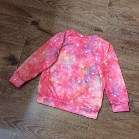 Mikina s jednorožcem, 104