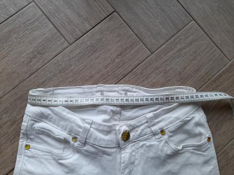 Bílé riflové kalhoty, 34