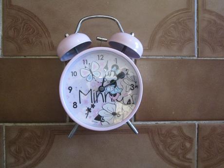 Pěkný růžový budík s minie, rozm. cca 16x12 cm, 