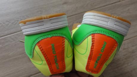 Tenisky sálovky pro touch vel.33, 33