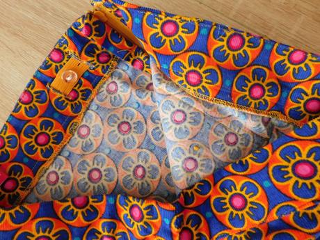 Dívčí sukně, 164