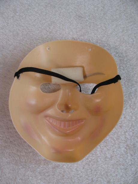 Karnevalová plastová maska, škraboška, 