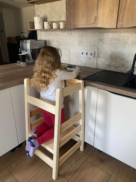 Rostoucí učící věž pro děti (montessori, 