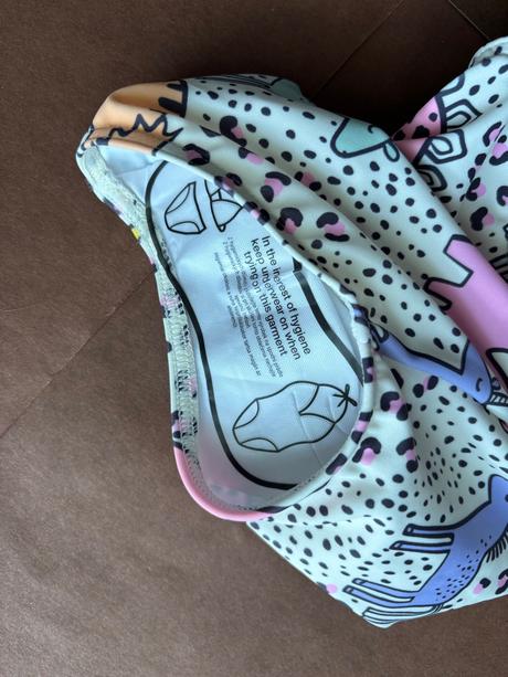 Plavečky - v.cca 12/18 měsíců, f&f,86