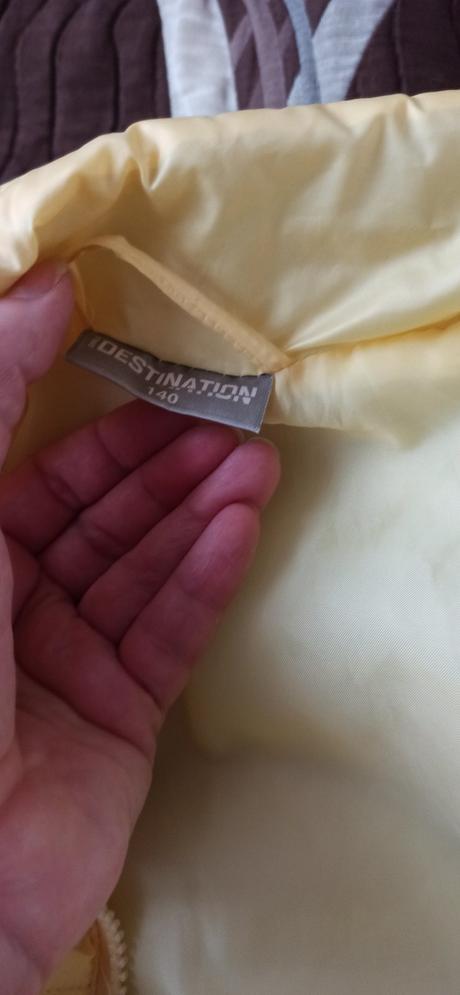 Prošívaná bunda žlutá, 140