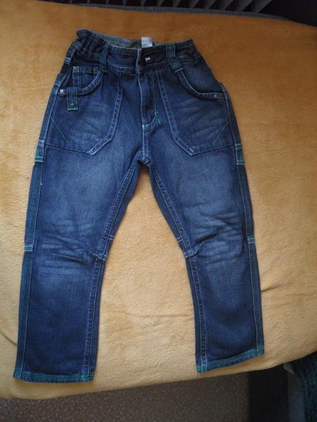 Džíny, tu,104