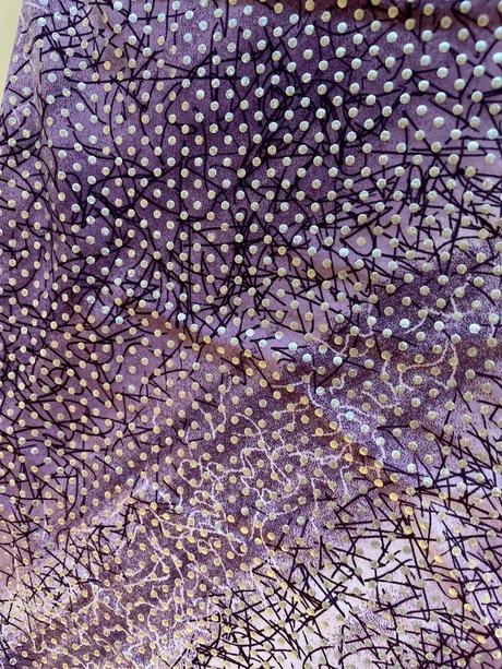 Fialové šaty se stříbrným puntík, vel cca s/m, m