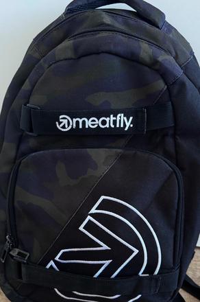 Školní batoh meatfly maskáč, 24 l, 