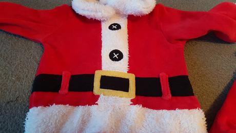 Vánoční overal značky f&f, vel. 3-6 měsíců., 62