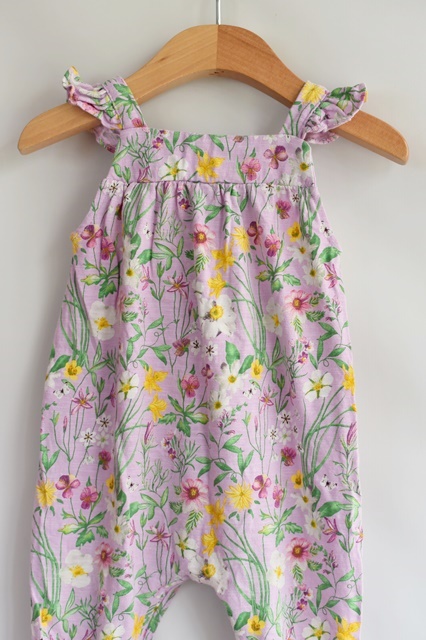 Overal vel. 6 - 9 m, next,74